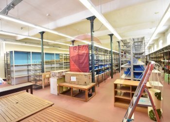 Dispensa di stoccaggio - Negozio Via Alle Fabbriche
 
1, Verbania - foto 10