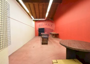 Terrazza - Negozio Via Alle Fabbriche
 
1, Verbania - foto 18