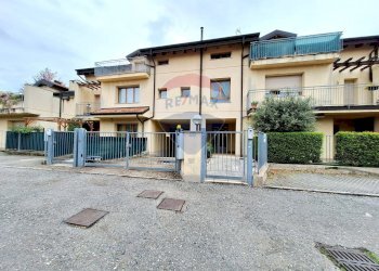 Edificio all\'aperto - Appartamento via Evangelista Torricelli
 
12, Tradate - foto 1