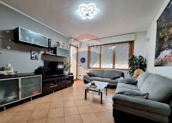 Soggiorno - Appartamento via Evangelista Torricelli
 
12, Tradate - foto 4