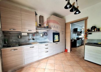 Cucina - Appartamento via Evangelista Torricelli
 
12, Tradate - foto 8