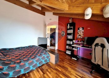 Camera / camera da letto - Appartamento via Evangelista Torricelli
 
12, Tradate - foto 21