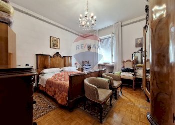 Camera / camera da letto - Bilocale via Gobetti
 
8, Cairate - foto 11