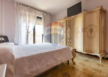 Camera / camera da letto - Appartamento Via XX Settembre
 
62, Cardano al Campo - foto 14