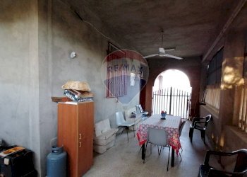 Sala da pranzo - Independent house sp 19 contrada Niscescia, Vittoria - photo 8