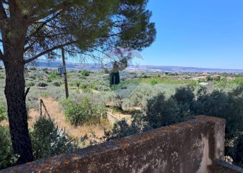 Vista delle montagne - Rustico contrada Tramostera
 
snc, Chiaramonte Gulfi - foto 4