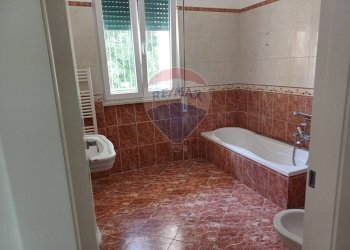 Bagno - Appartamento via Madonna delle Grazie
 
22, Ragusa - foto 8