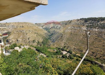 Vista delle montagne - Appartamento via Madonna delle Grazie
 
22, Ragusa - foto 16