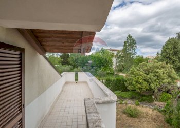 Balcone - Villa Contrada Colle Cucco
 
14, Bucchianico - photo 25