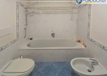 bagno - Appartamento via Marco Polo, Viareggio - foto 23