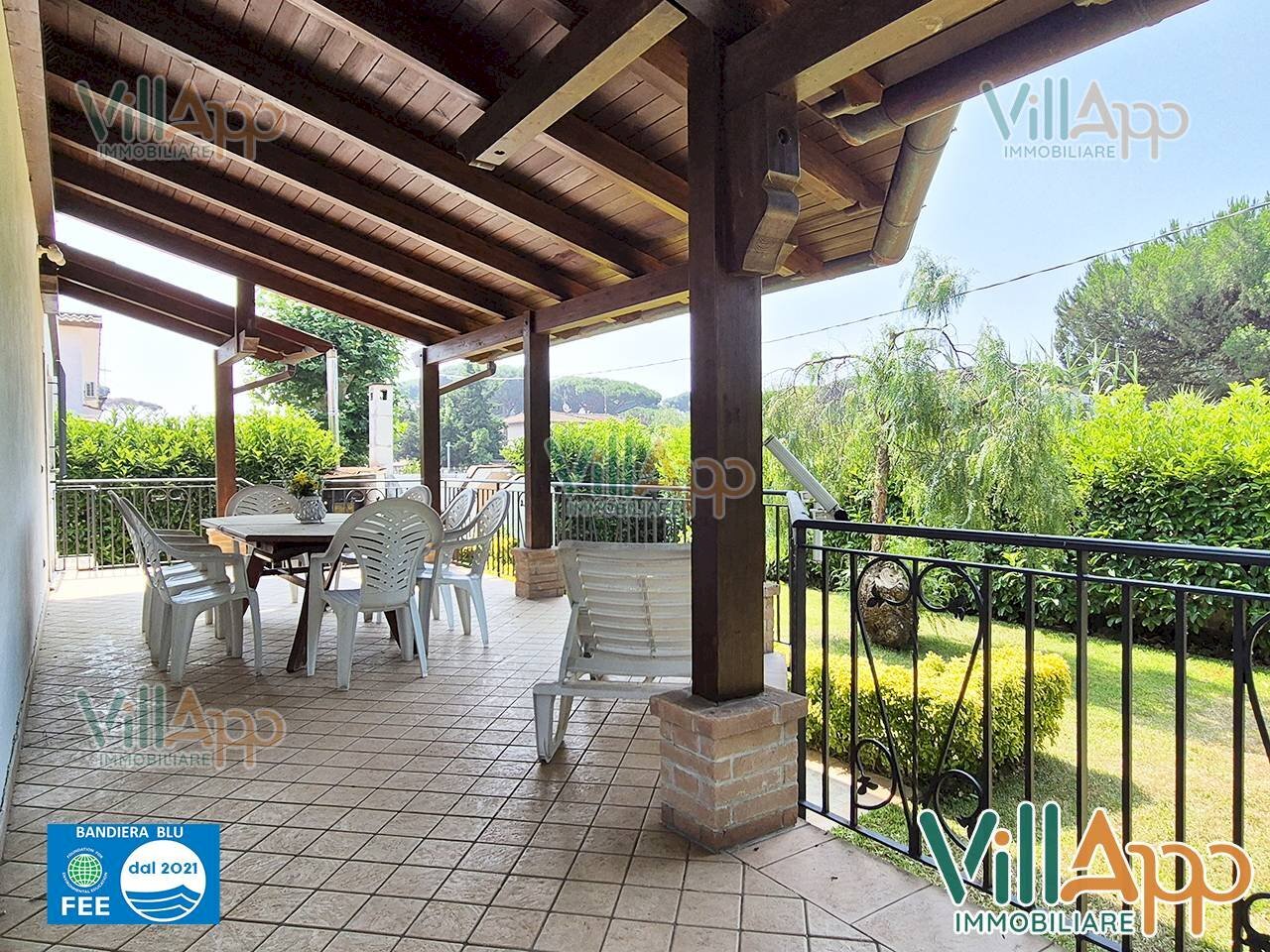 Foto 1 - Villa via Flacca salto
 
4636, Fondi - photo 1