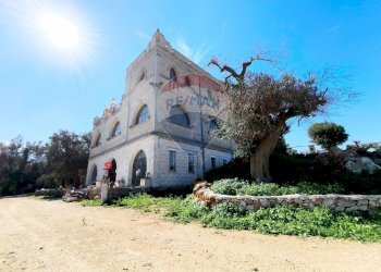 Edificio all\'aperto - Rustico Carovigno - foto 1