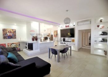 Sala da pranzo - Villa Lungomare
 
snc, San Pietro Vernotico - foto 2