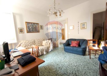 Soggiorno - Bilocale Via Luciano Manara
 
16, Brindisi - foto 4