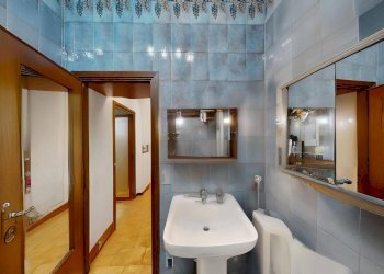 Foto 34 - Four-room apartment Via Cernaia
 
2, Torino - photo 34