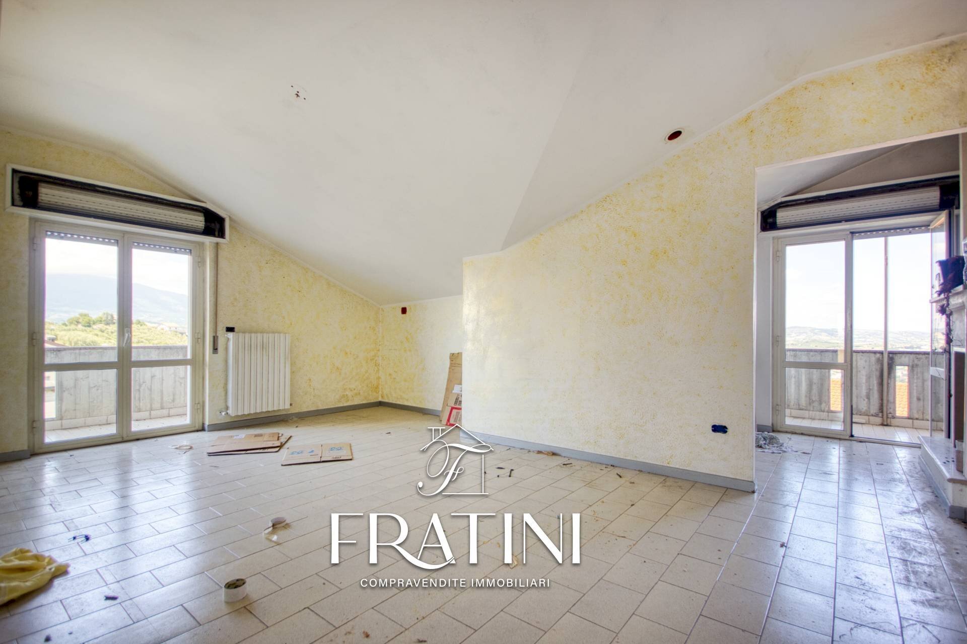 Foto 1 - Attic Via Papa Giovanni
 
23, Ancarano - photo 1