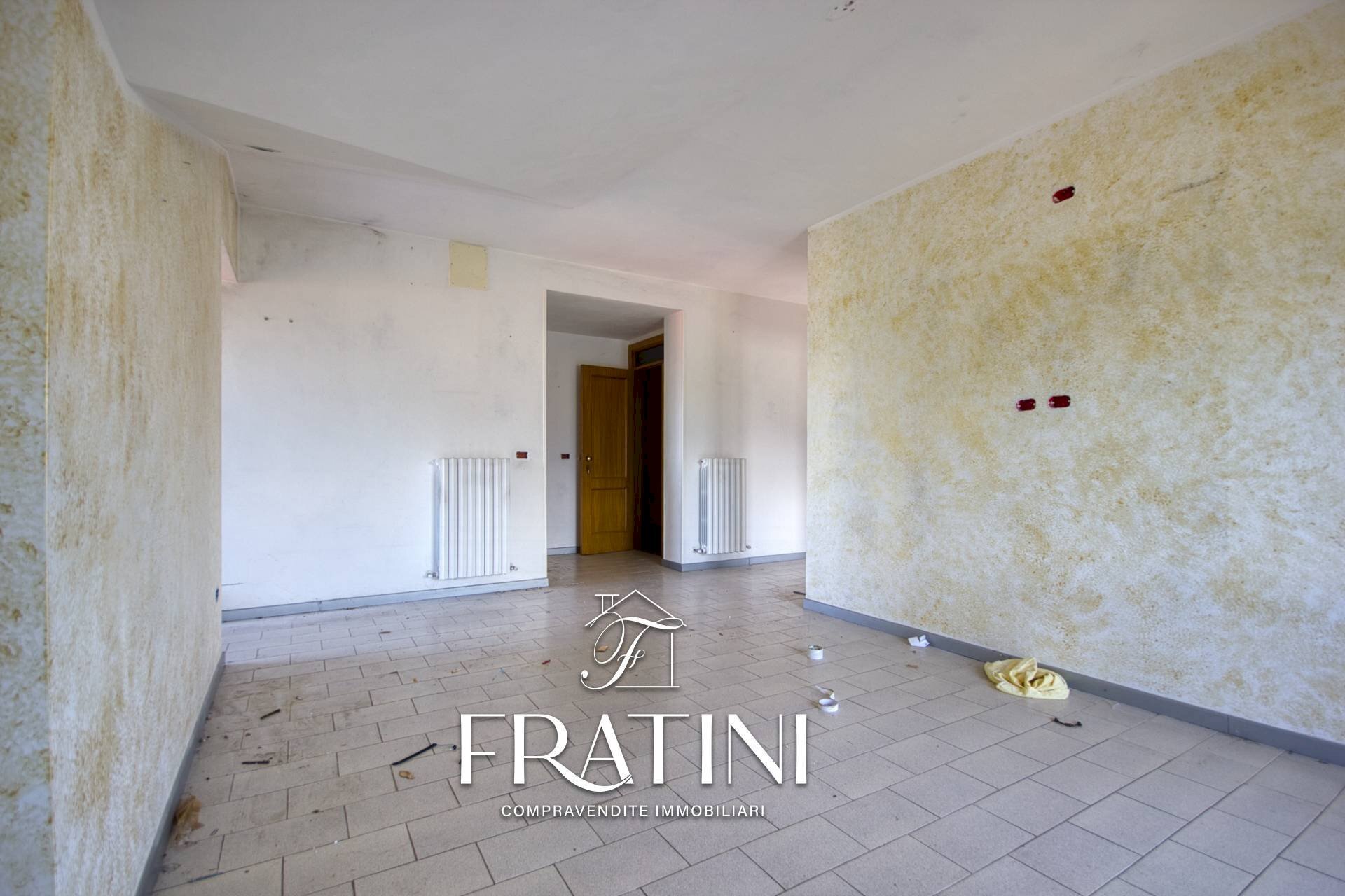 Foto 2 - Attic Via Papa Giovanni
 
23, Ancarano - photo 2