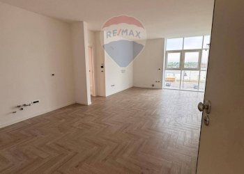 Stanza vuota - Trilocale Piazza Morselli
 
14, Castellucchio - foto 1