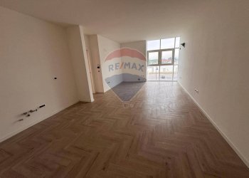 Stanza vuota - Trilocale Piazza Morselli
 
14, Castellucchio - foto 4