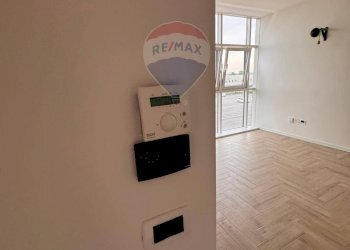 Stanza vuota - Trilocale Piazza Morselli
 
14, Castellucchio - foto 8