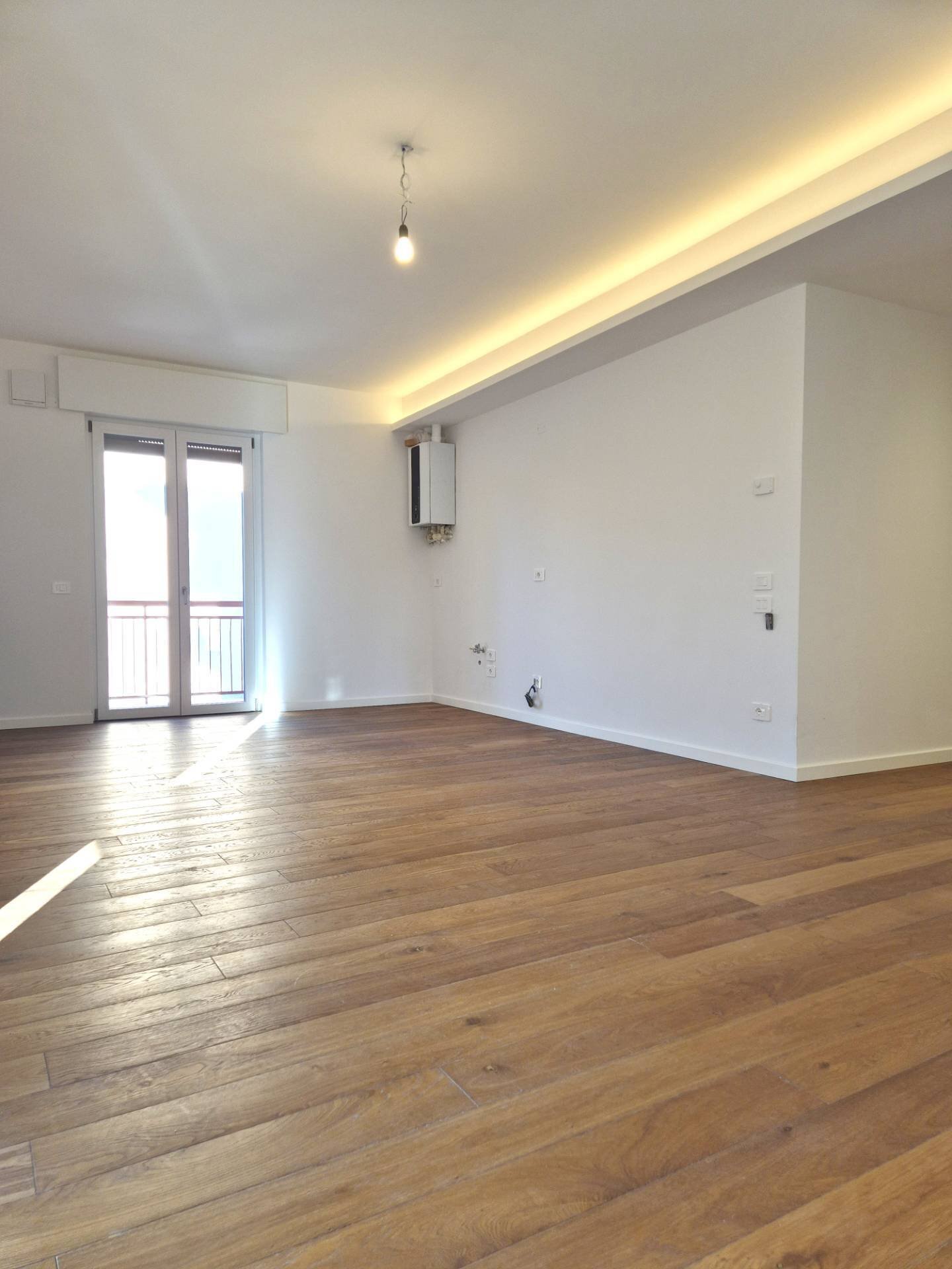 Foto 2 - Apartment VIA ROMA
 
111, Pescantina - photo 2