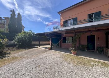 Casa all\'aperto - Villa contrda Santa Maria de Foras
 
4M, Campobasso - foto 6