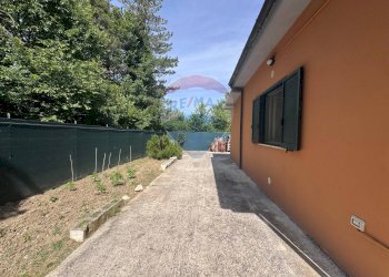 Terrazza - Villa contrda Santa Maria de Foras
 
4M, Campobasso - foto 7