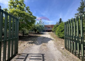 Giardino - Villa contrda Santa Maria de Foras
 
4M, Campobasso - foto 17