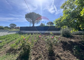 Giardino - Villa contrda Santa Maria de Foras
 
4M, Campobasso - foto 20