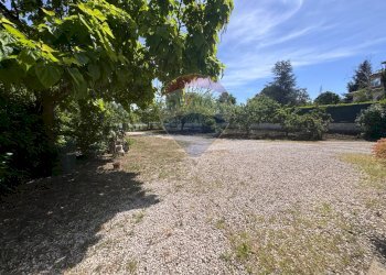 Giardino - Villa contrda Santa Maria de Foras
 
4M, Campobasso - foto 23