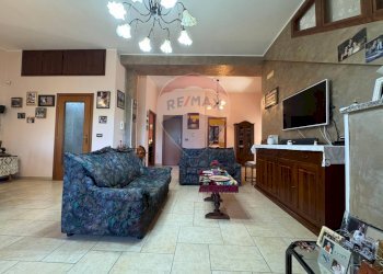 Soggiorno - Villa contrda Santa Maria de Foras
 
4M, Campobasso - foto 26