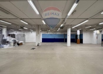 Parcheggio - Locale Commerciale via Maranelli
 
9/11, Campobasso - foto 1