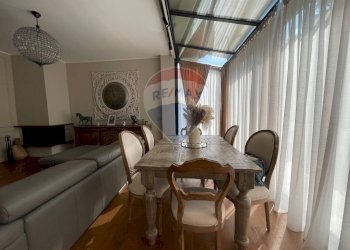 Sala da pranzo - Villa Viale della Regione Siciliana Nord Ovest
 
11151, Palermo - foto 9