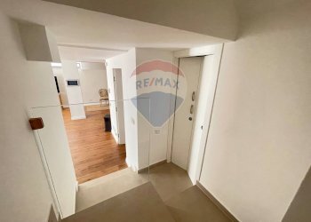 Hall / corridoio - Villa Viale della Regione Siciliana Nord Ovest
 
11151, Palermo - foto 13