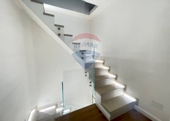 Scale - Villa Viale della Regione Siciliana Nord Ovest
 
11151, Palermo - foto 20