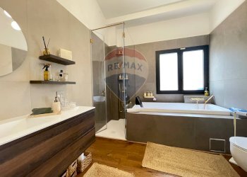 Bagno - Villa Viale della Regione Siciliana Nord Ovest
 
11151, Palermo - foto 23