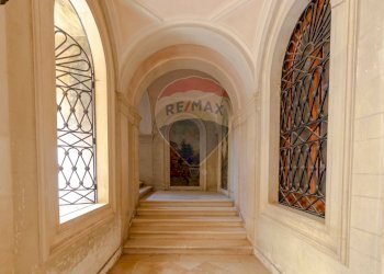 Hall / corridoio - Appartamento Viale Giovanni XXIII
 
67-71, Bitonto - foto 4