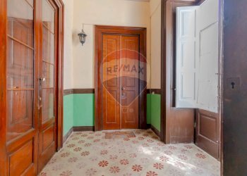 Hall / corridoio - Appartamento Viale Giovanni XXIII
 
67-71, Bitonto - foto 11