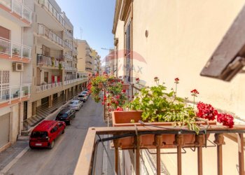 Balcone - Appartamento Viale Giovanni XXIII
 
67-71, Bitonto - foto 23