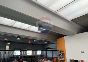 Parcheggio - Capannone Contrada San Simeone S.P. Bari-Modugno Km 0, 800, Modugno - foto 33