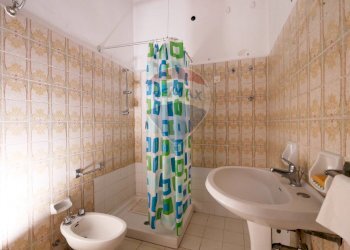 Bagno - Independent house Via Tarulli Francesco
 
1, Bitetto - photo 6