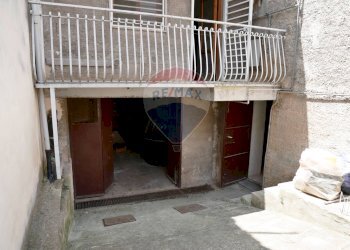 Edificio all\'aperto - Independent house Via Tarulli Francesco
 
1, Bitetto - photo 9