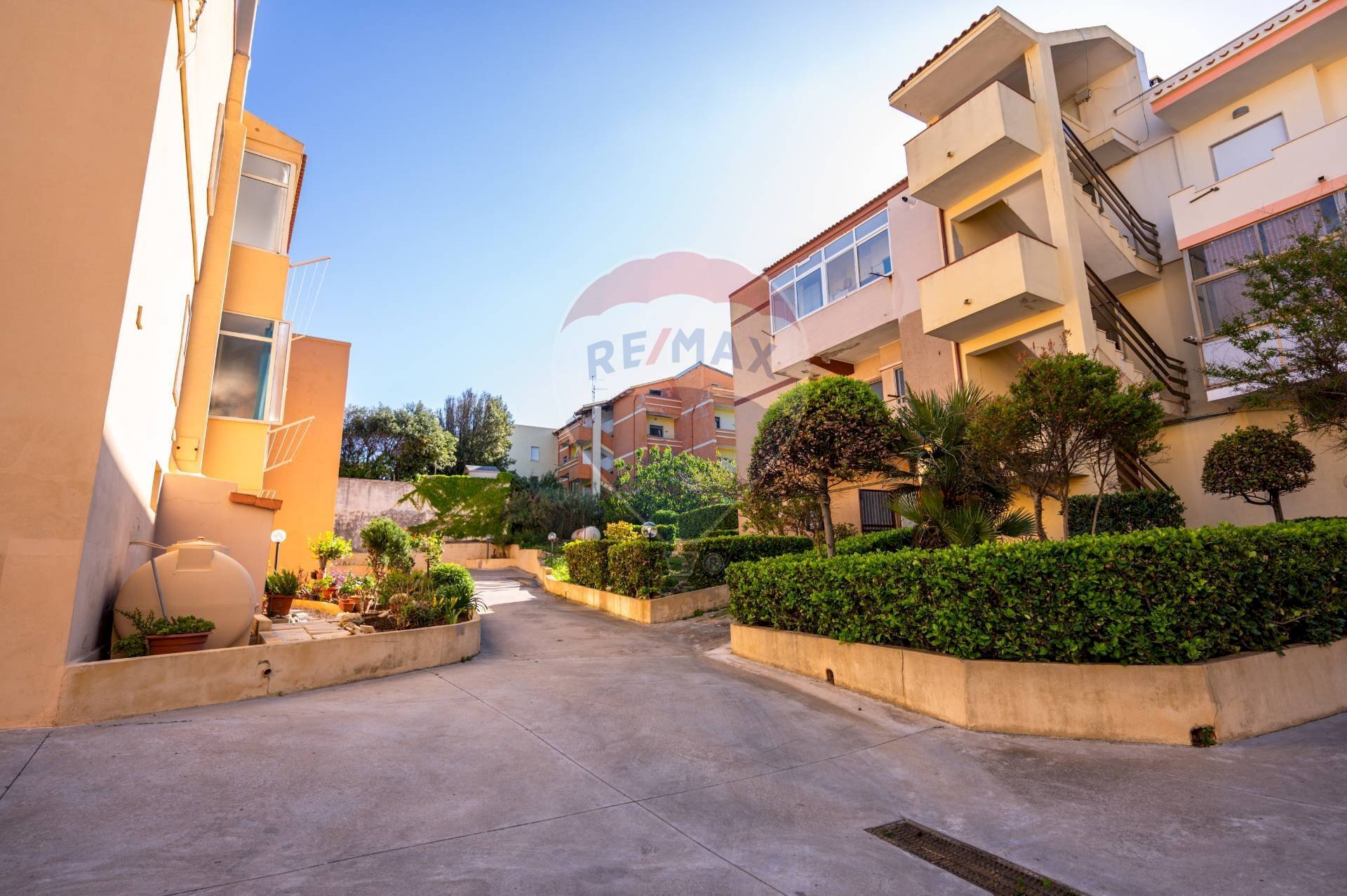 Edificio all\'aperto - Villa Bifamiliare Via Romagnosi
 
6/E, Porto Torres - foto 2