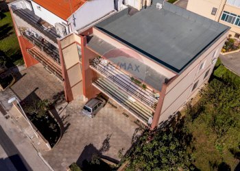 Edificio all\'aperto - Villa Bifamiliare Via Romagnosi
 
6/E, Porto Torres - foto 31