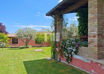 Foto 18 - Villa Località Volpe
 
7, Roseto degli Abruzzi - photo 18