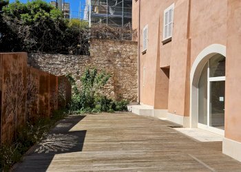 Foto 1 - Commercial Premises Ascoli Piceno - photo 1