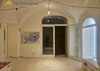 Foto 11 - Shop Ascoli Piceno - photo 11