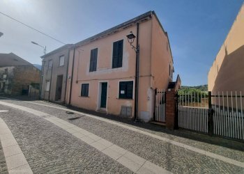 Foto 1 - Casa semi indipendente Via San Pietro, Nuxis - foto 1