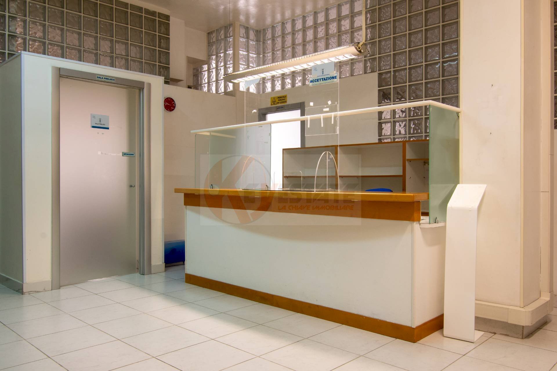 Foto 2 - Locale Commerciale via Sassari
61, Porto Torres - foto 2