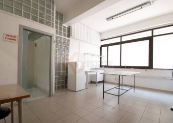 Foto 9 - Locale Commerciale via Sassari
 
61, Porto Torres - foto 9